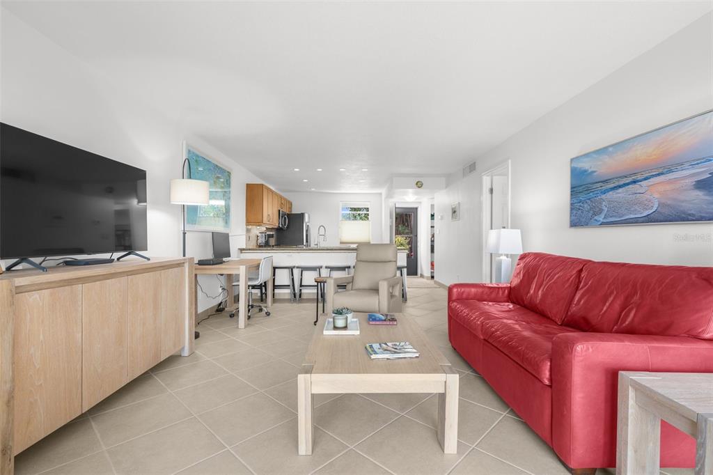 600 SUTTON PLACE UNIT 101B, LONGBOAT KEY, FL — photo 5 of 30