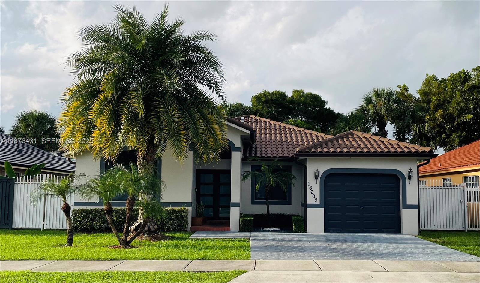 16605 SW 90th St, Miami FL 33196