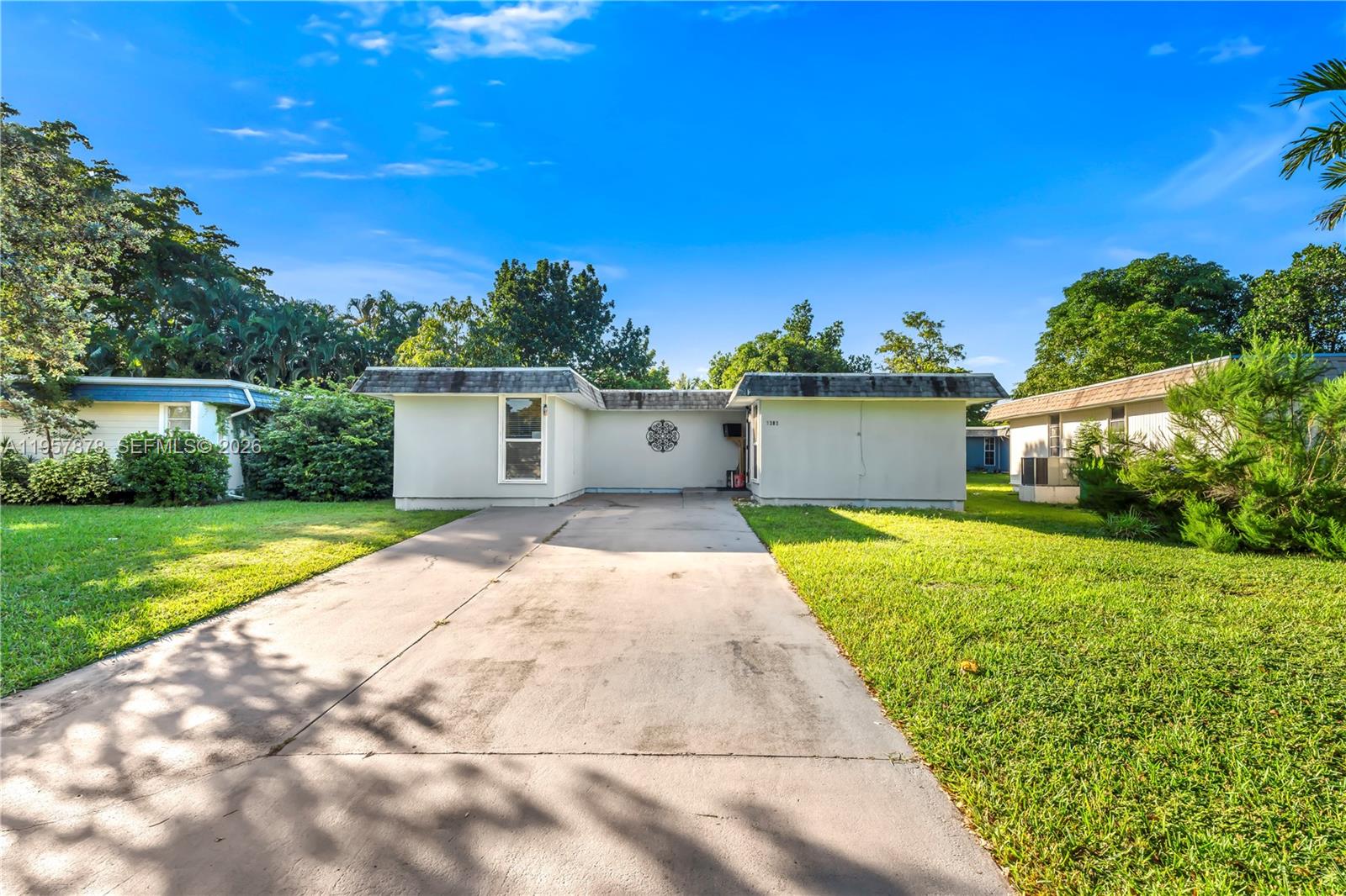 7302 NW 65th St, Tamarac FL 33321