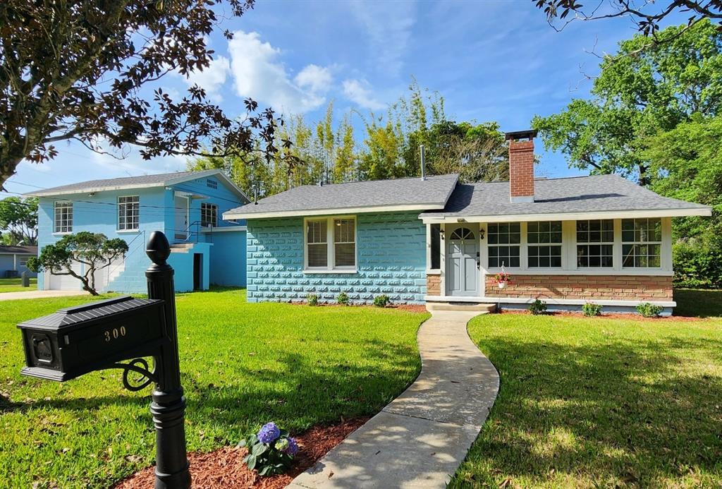 300 W 12TH STREET