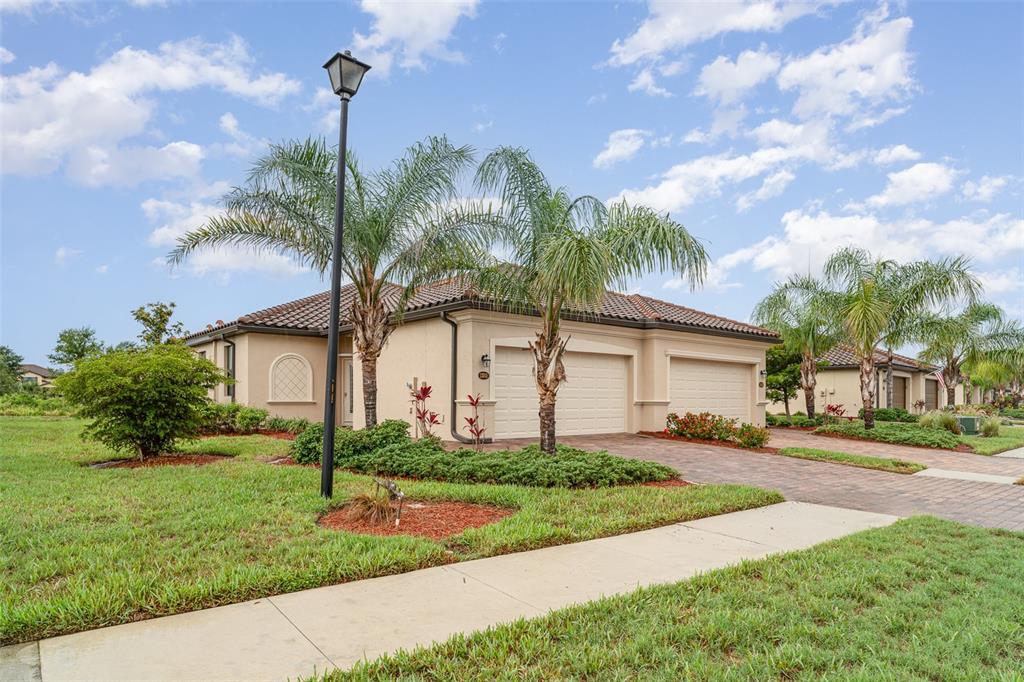 12515 GARIBALDI LANE