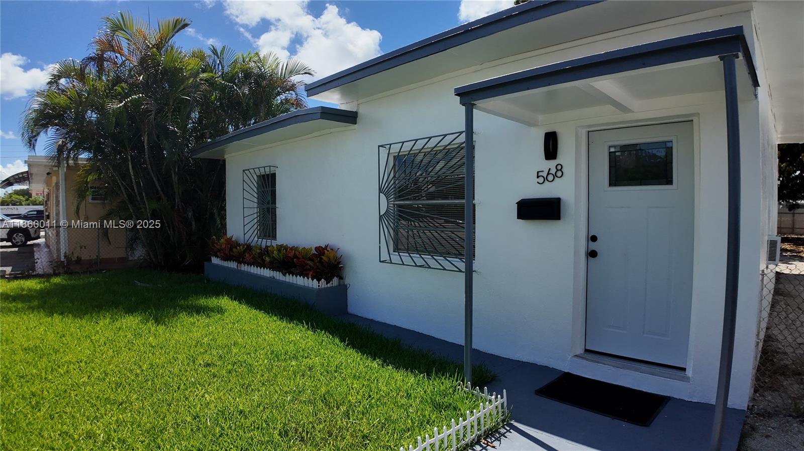 568 E 49th St, Hialeah FL 33013, HIALEAH, FL — photo 2 of 9