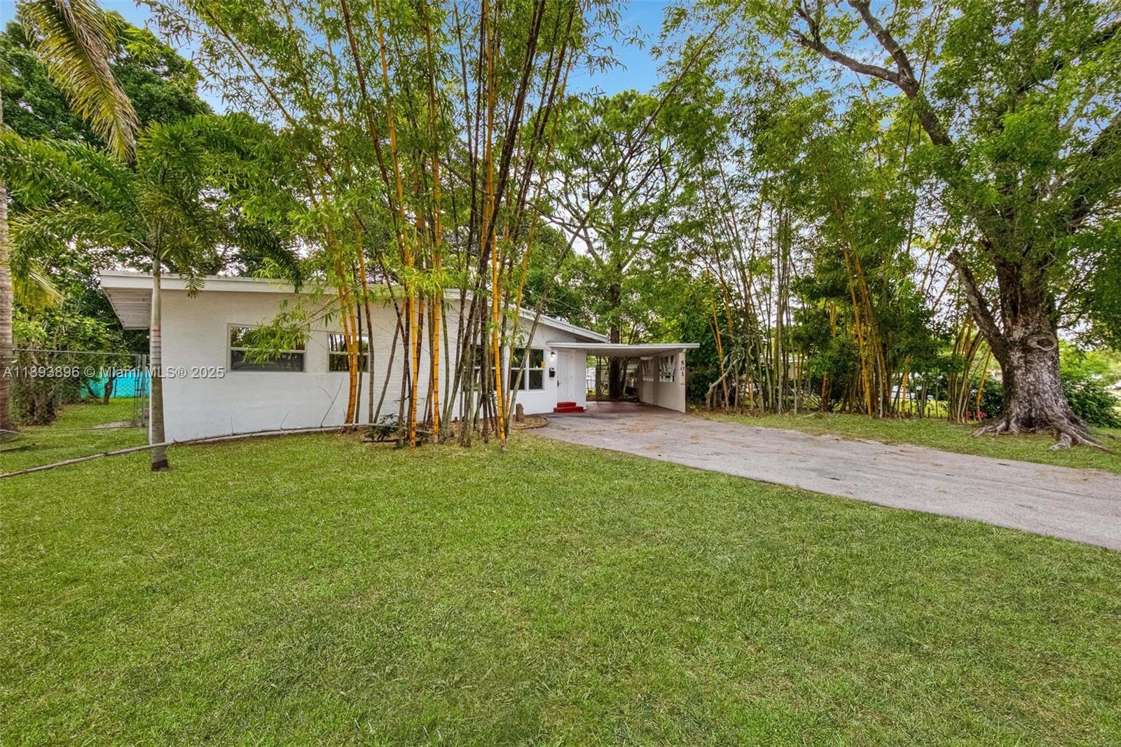 501 Carolina Ave, Fort Lauderdale FL 33312