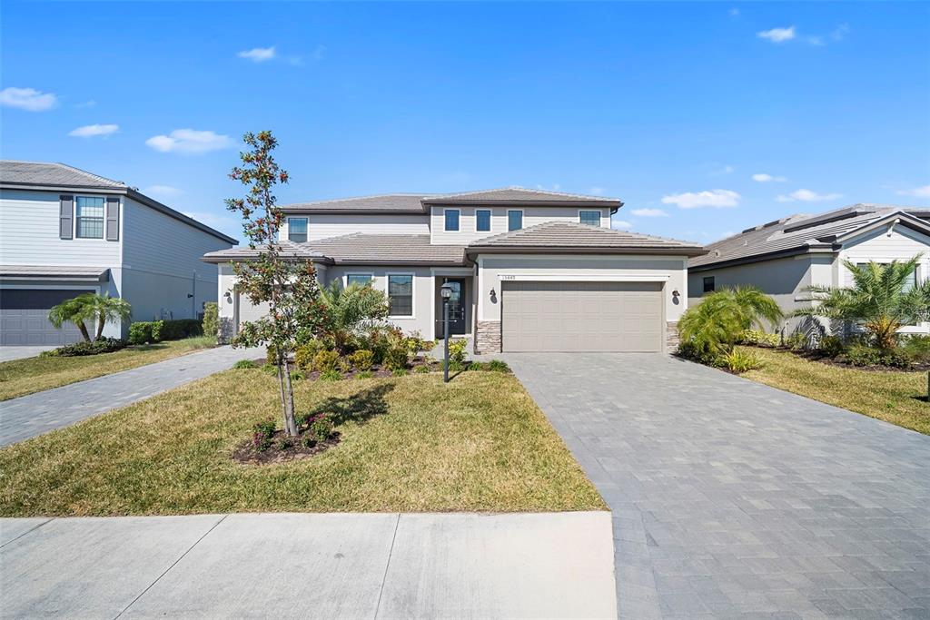 15449 WHITE LINEN DRIVE