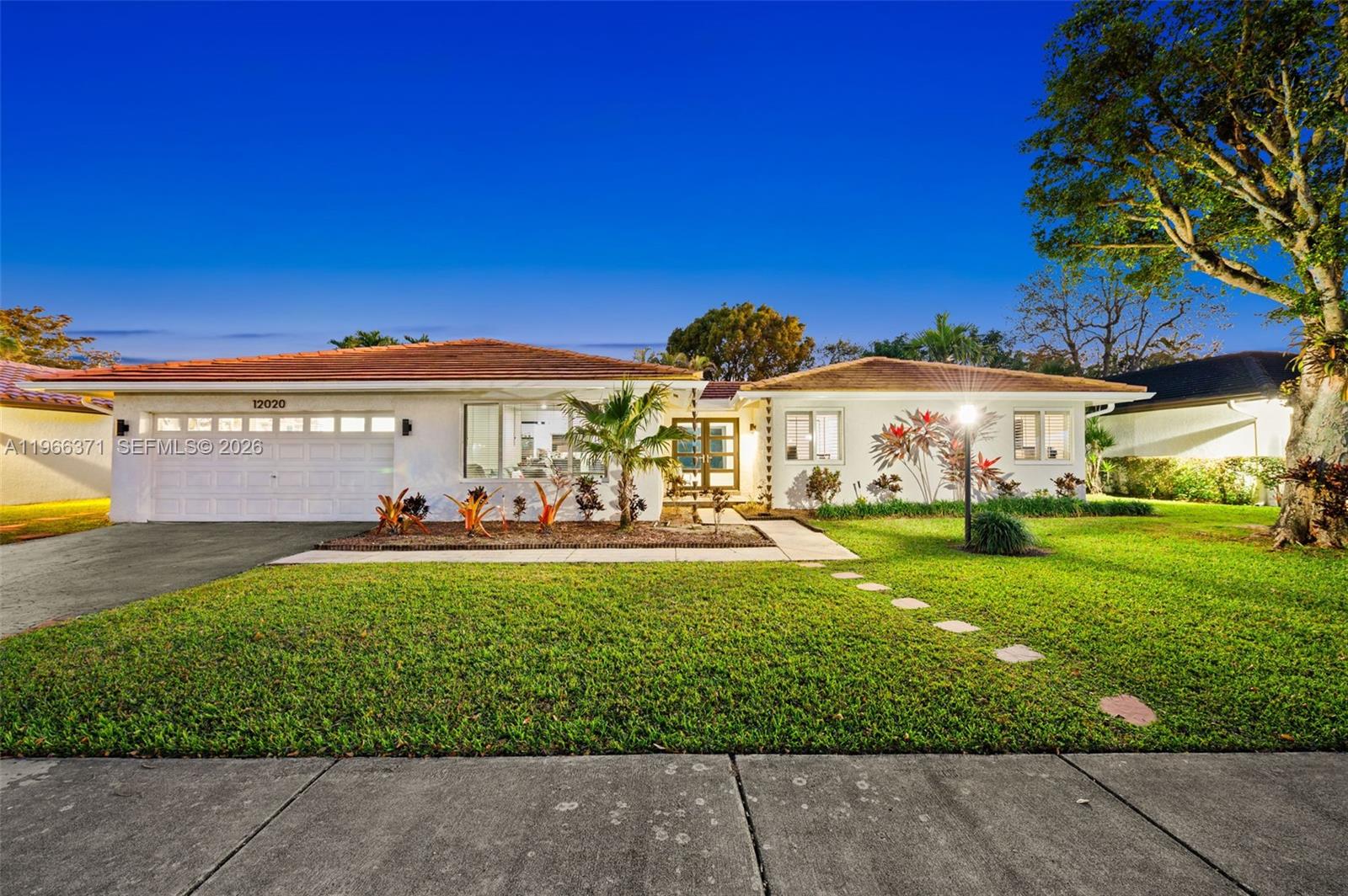 12020 SW 93rd St, Miami FL 33186