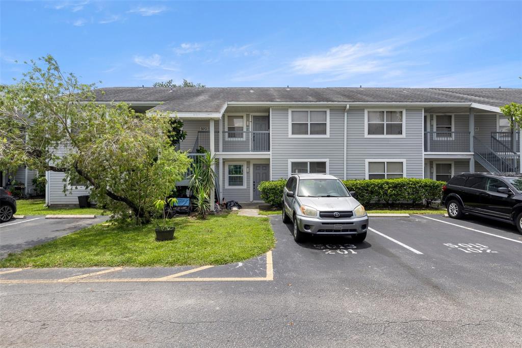 5013 TERRACE PALMS CIRCLE UNIT 101