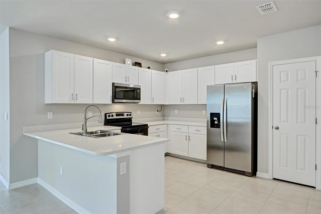 20462 PLUMWOOD LOOP, NORTH FORT MYERS, FL — photo 2 of 30