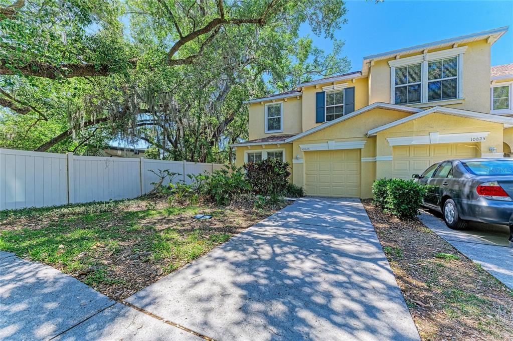 10825 GREAT CARLISLE COURT