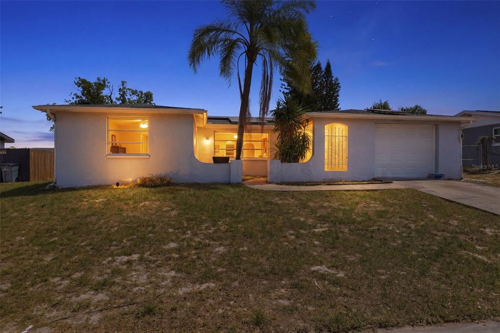 9720 RAINBOW LANE