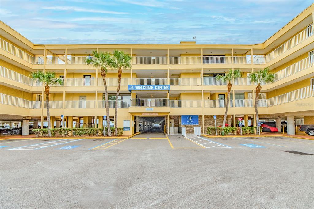 2506 N ROCKY POINT DRIVE UNIT 356