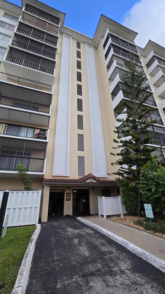 4164 Inverrary Drive # 601, Lauderhill FL 33319