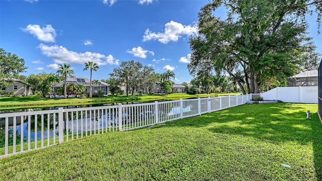 4410 67TH AVENUE CIRCLE E, SARASOTA, FL — photo 4 of 30