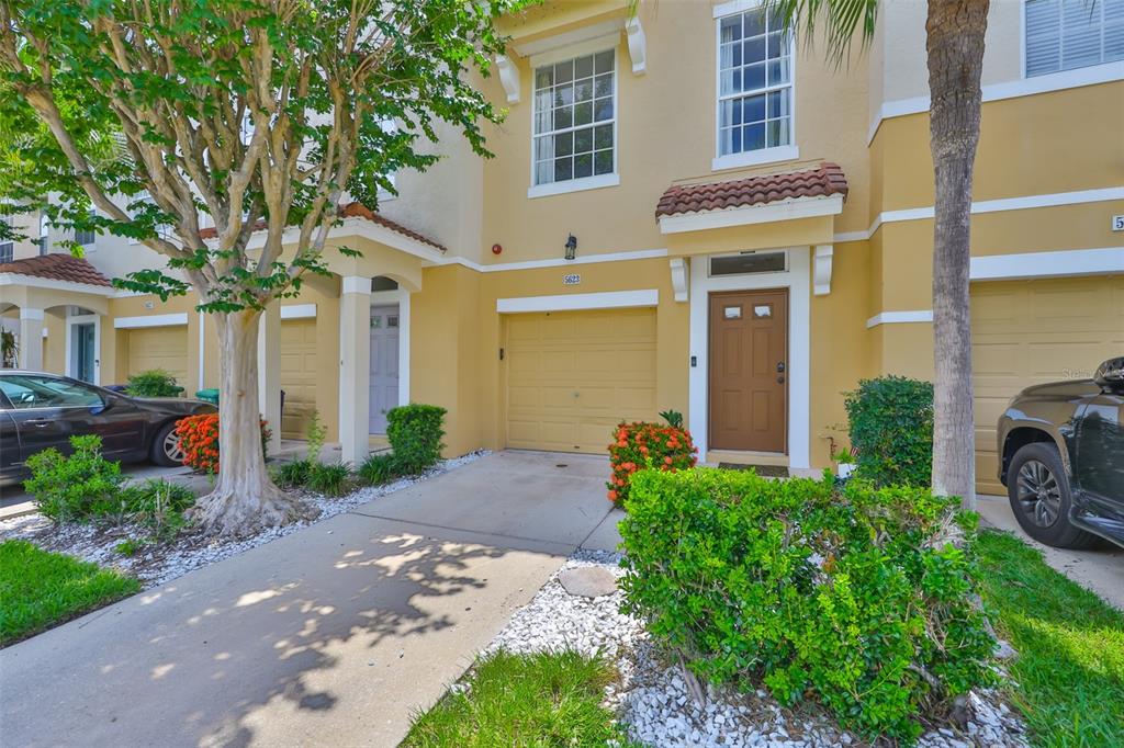 5623 GASPAR OAKS DRIVE