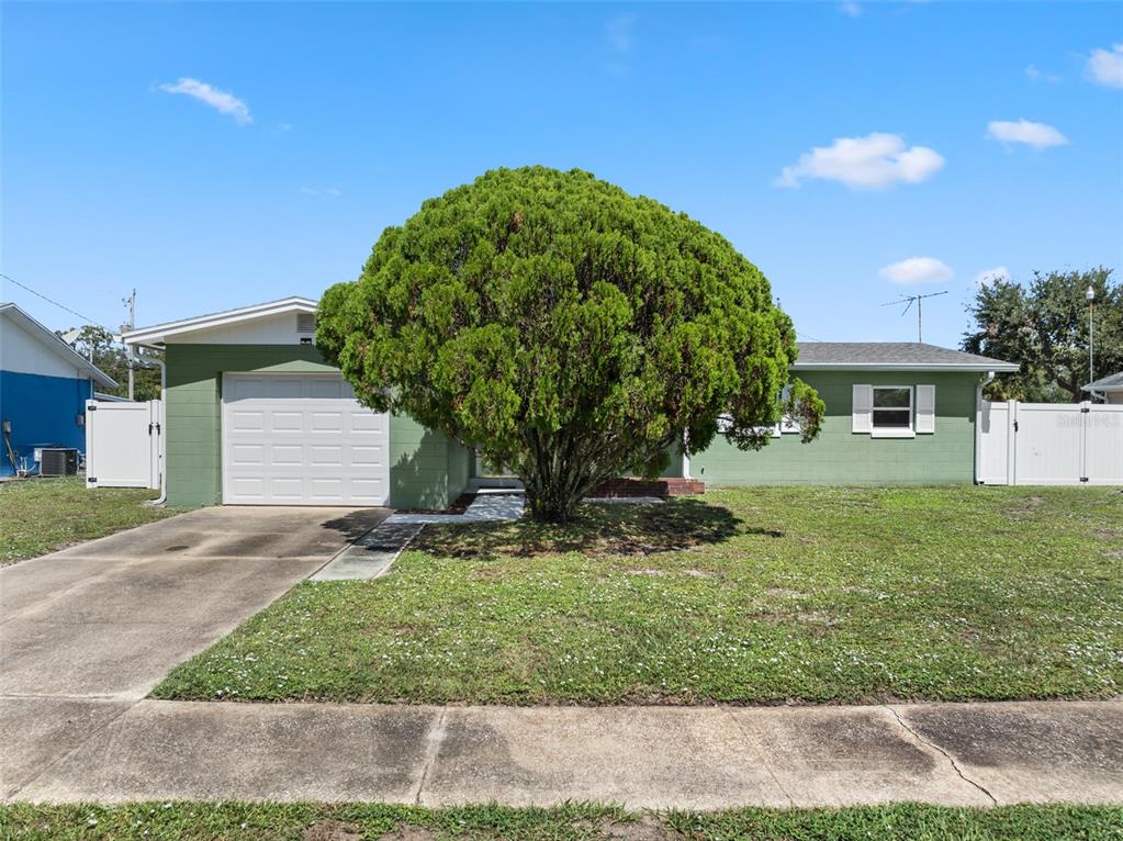 350 MAPLE PLACE