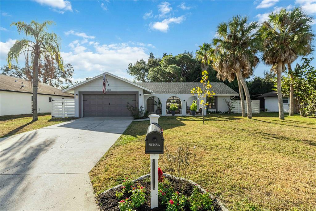 4852 GREENCROFT ROAD