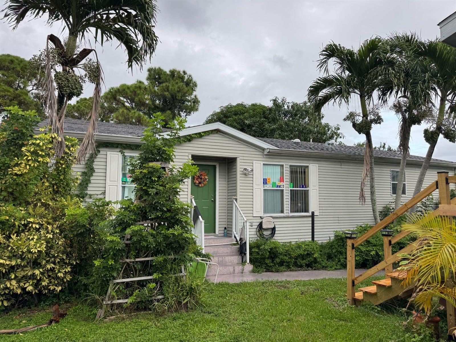 2555 Pga Blvd Lot # 313, Palm Beach Gardens FL 33410