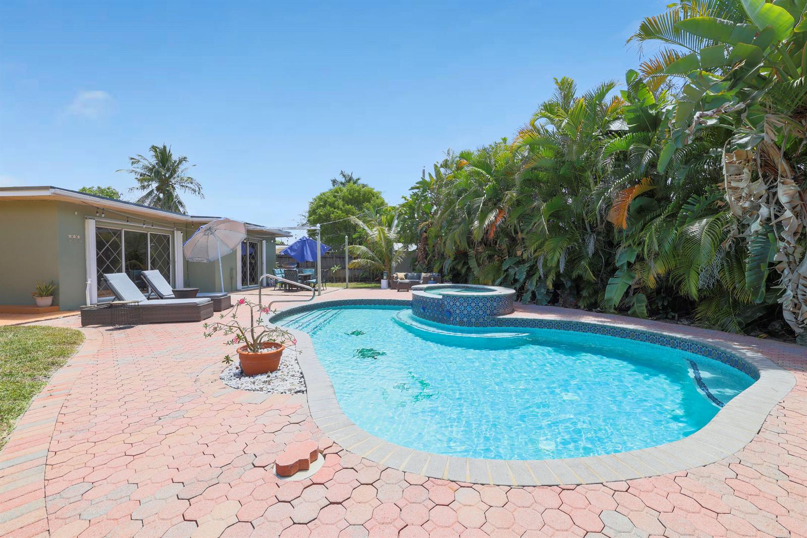 342 SW 14th Street, Pompano Beach FL 33060
