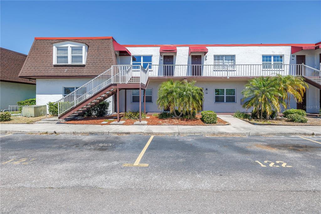 9105 W HILLSBOROUGH AVENUE UNIT I102