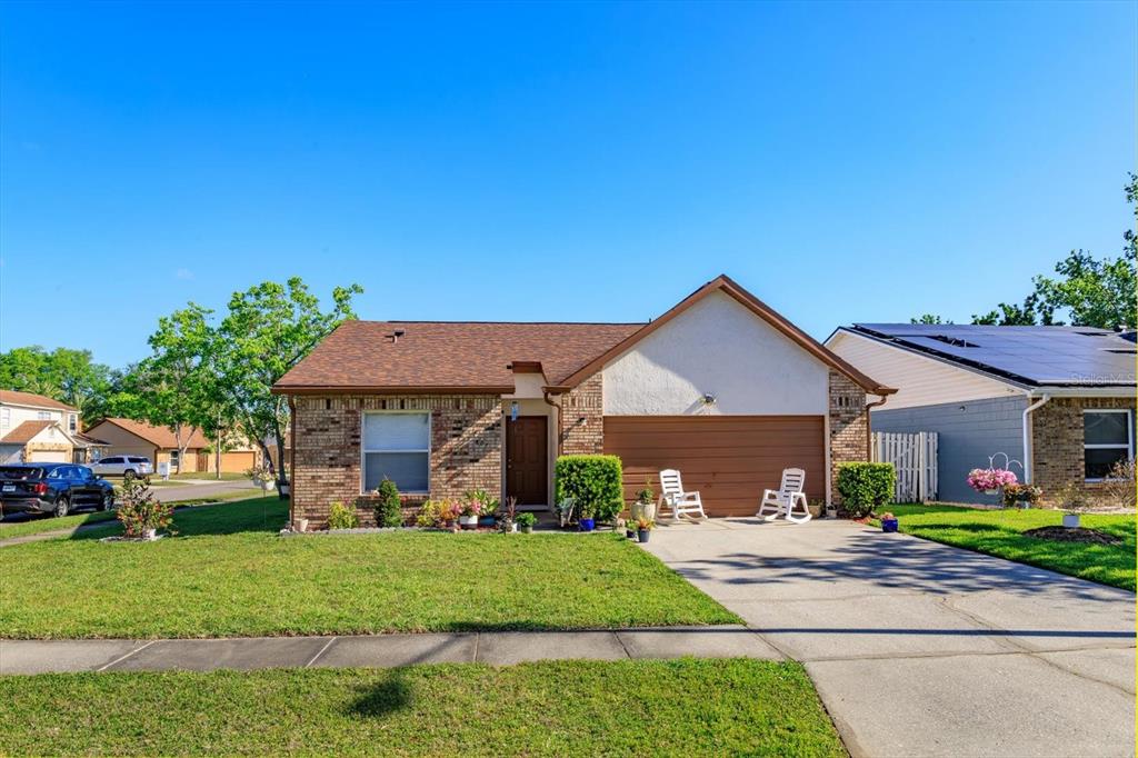 601 OAK MANOR CIRCLE