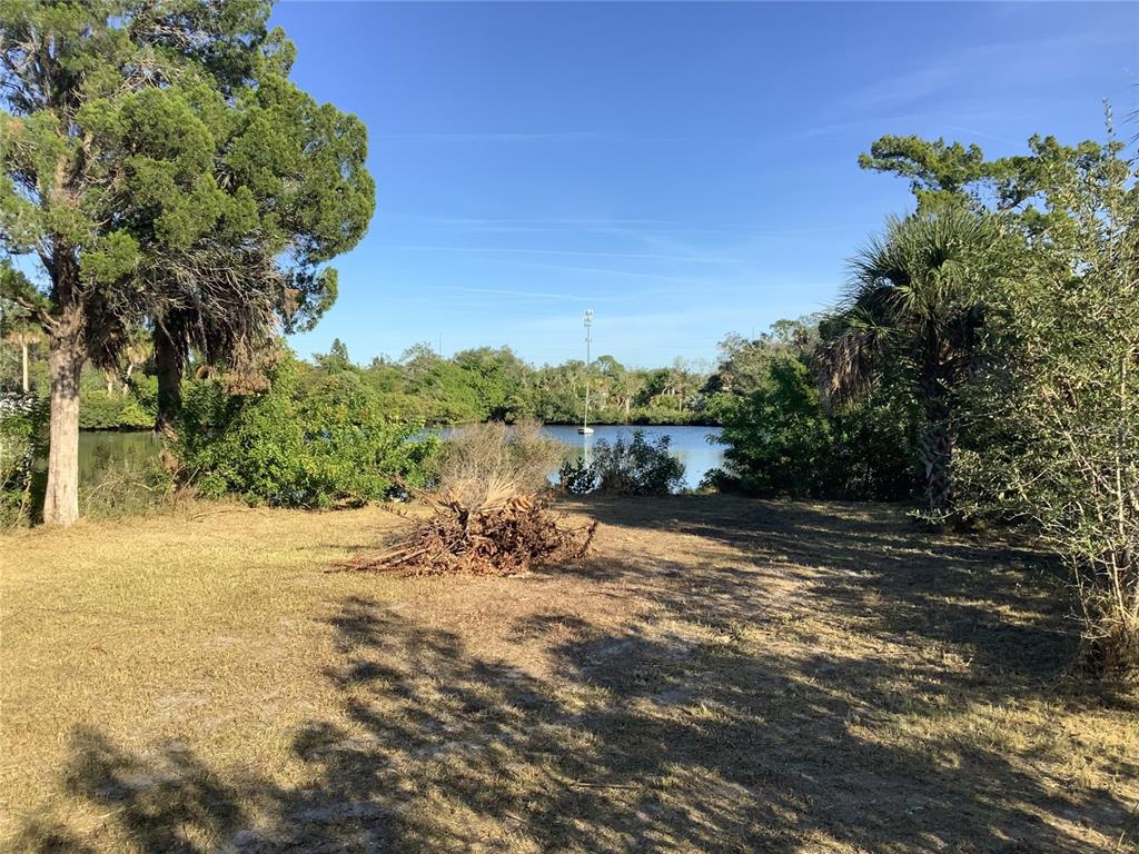 14144 PINE STREET, HUDSON, FL — photo 3 of 12
