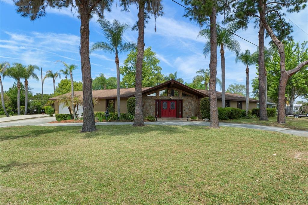 239 SE PARADISE POINT ROAD