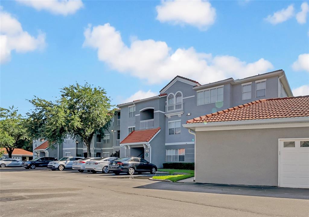 18001 RICHMOND PLACE DRIVE UNIT 116