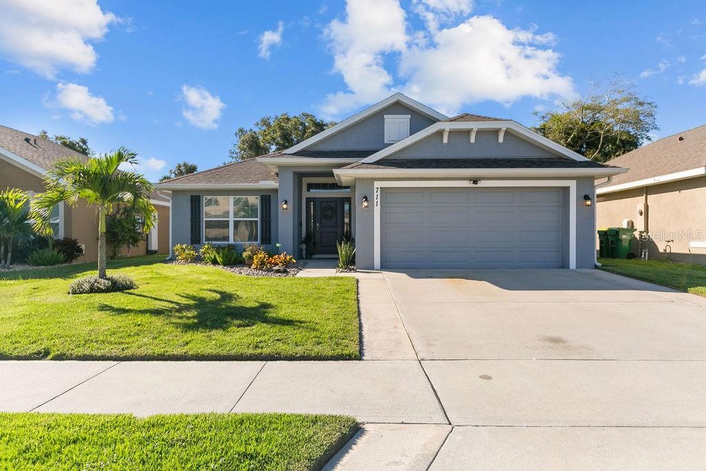 711 TUPELO CIRCLE