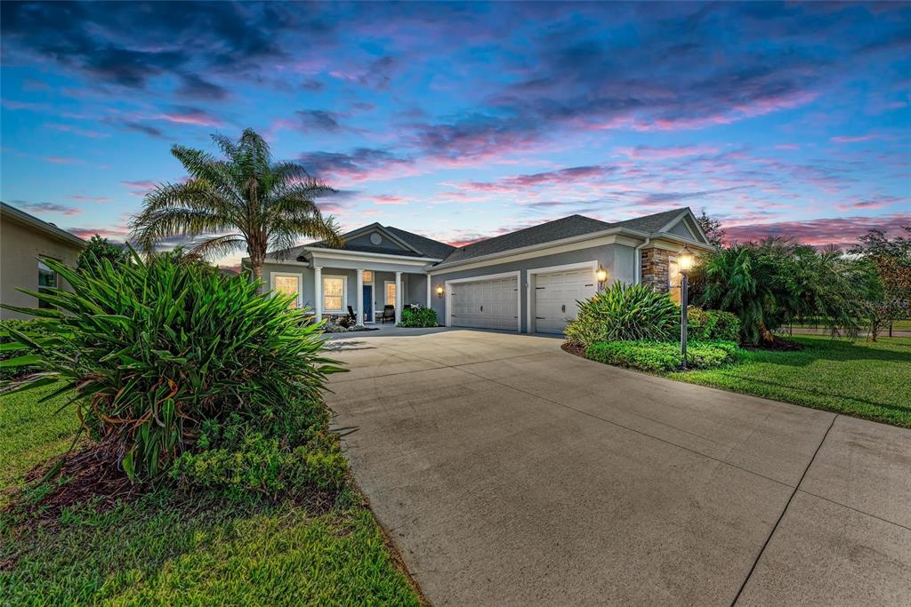 1219 THORNBURY DRIVE