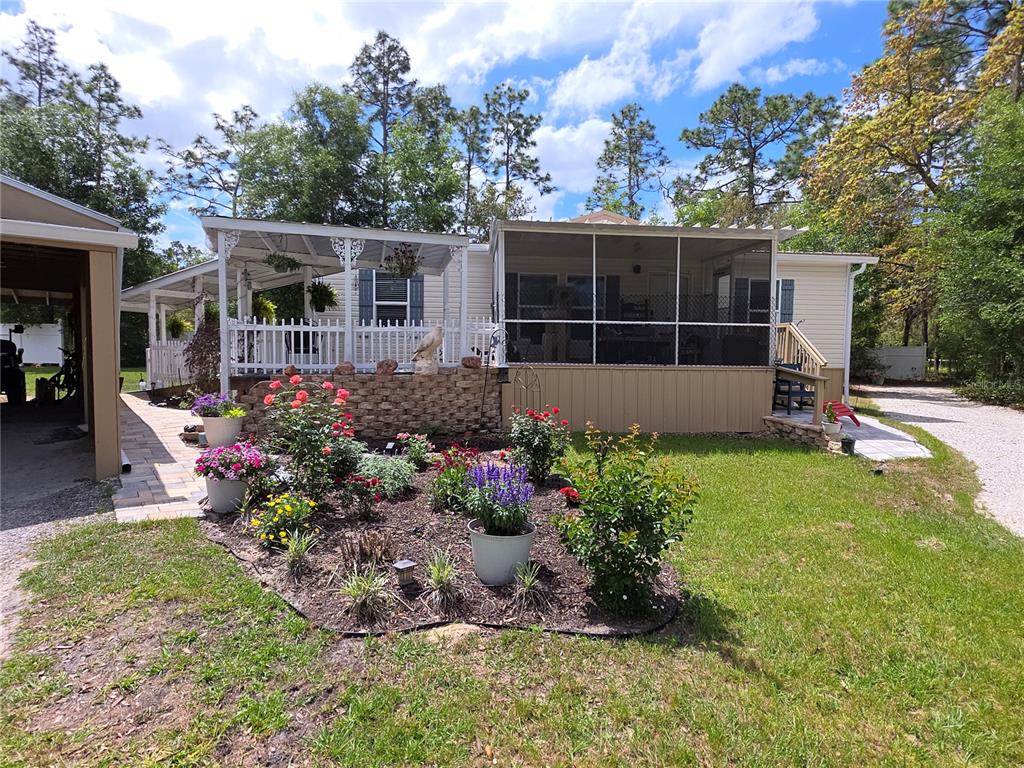 9484 SPIRIT WOODS TRAIL