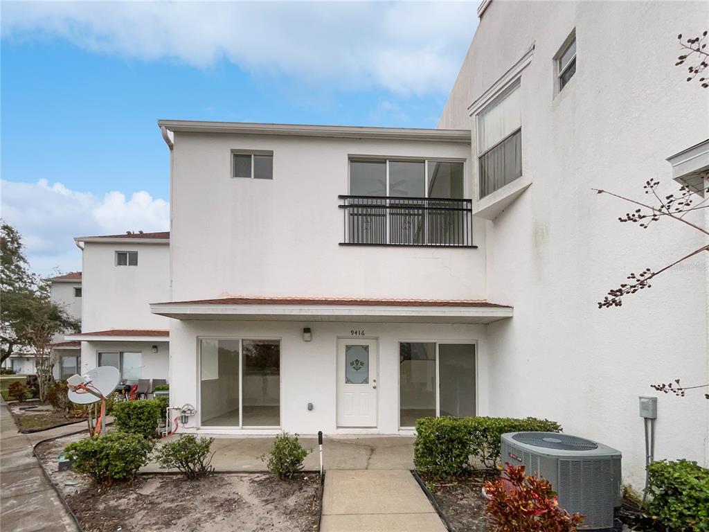 9416 CITRUS GLEN PLACE