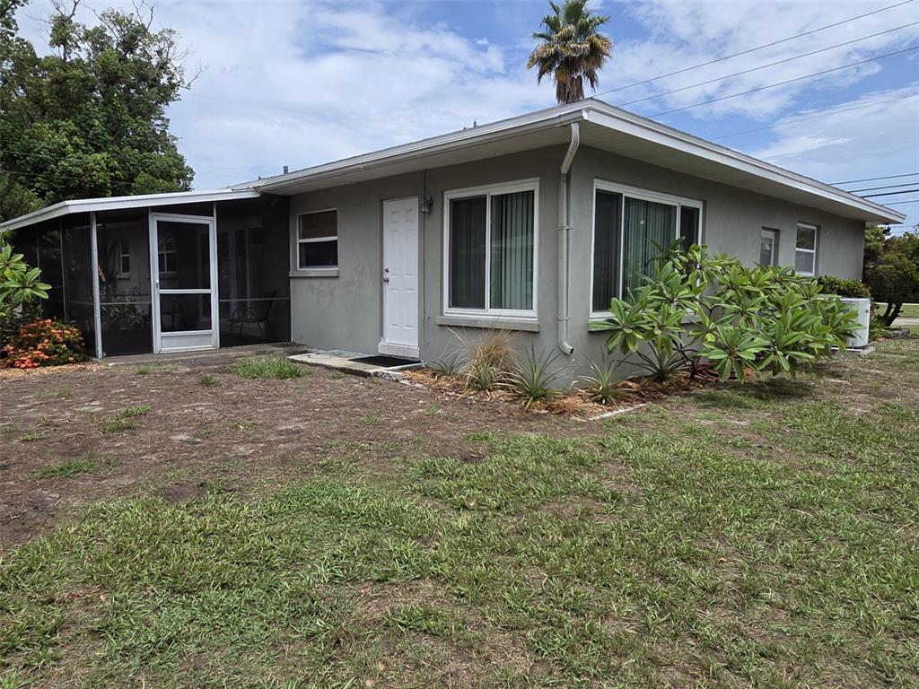 2077 DRUID ROAD E, CLEARWATER, FL — photo 4 of 30