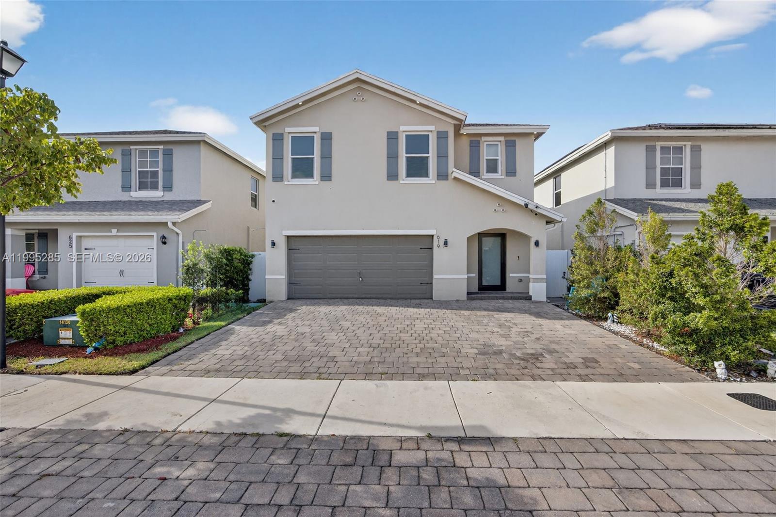 619 NE 5th St, Florida City FL 33034