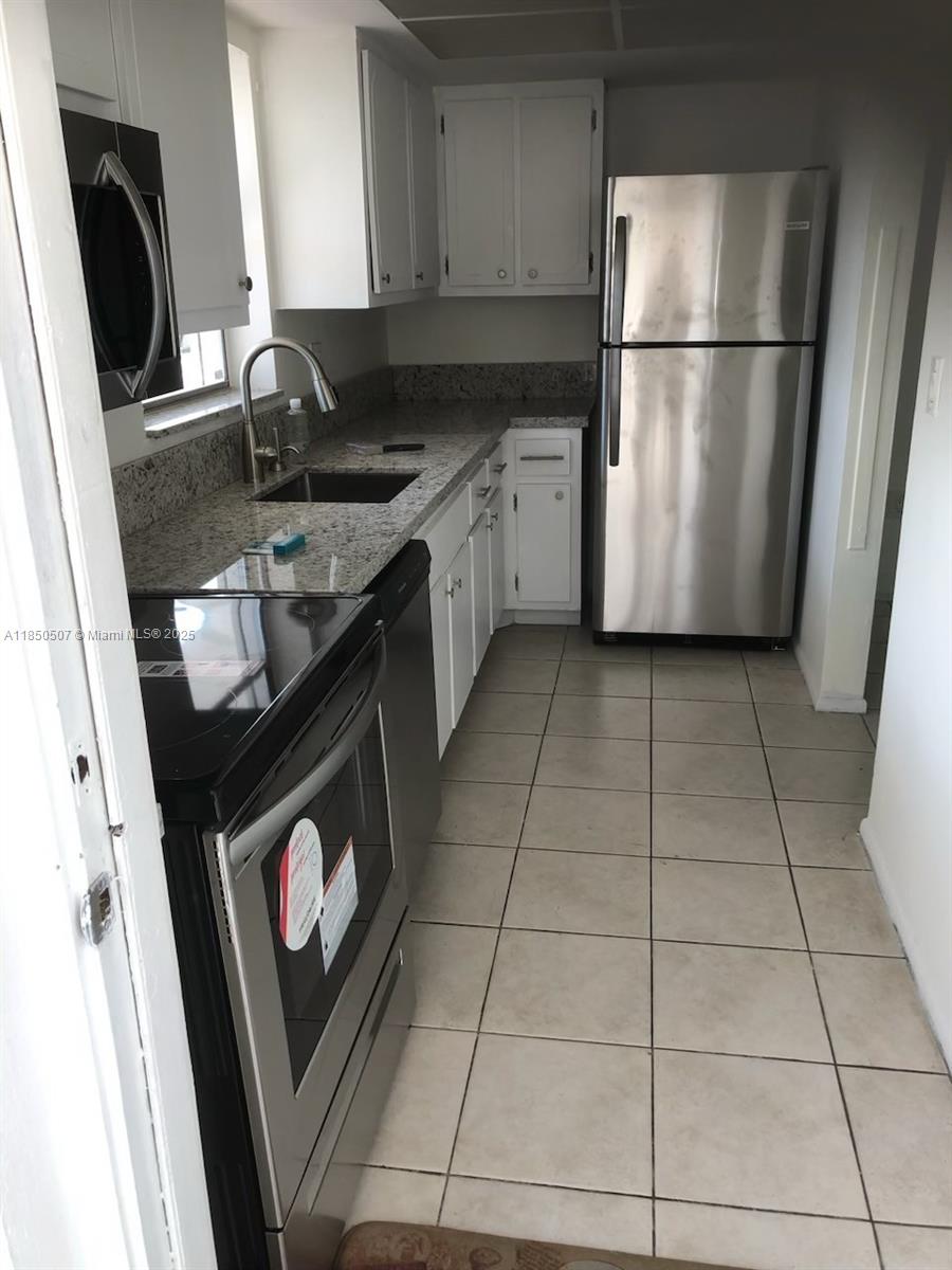 7340 SW 82nd St # C204, Miami FL 33143