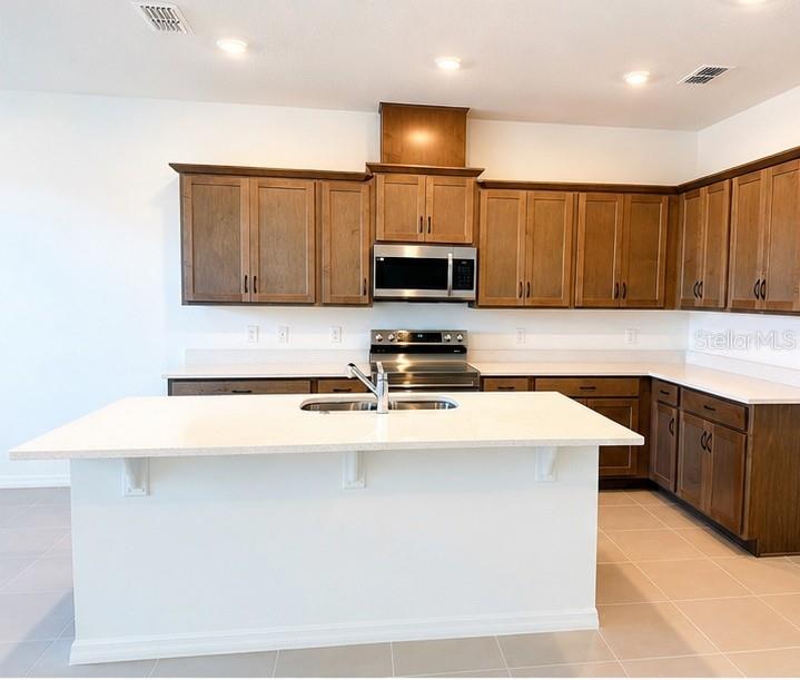 333 MARION LOOP, HAINES CITY, FL — photo 2 of 4