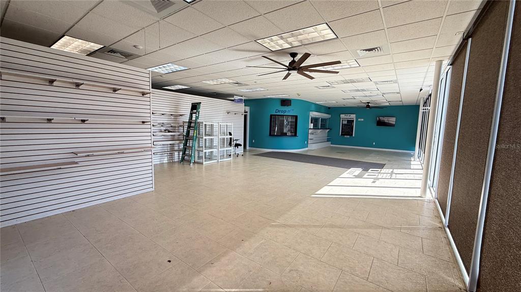 3350 E BAY DRIVE, LARGO, FL — photo 4 of 26