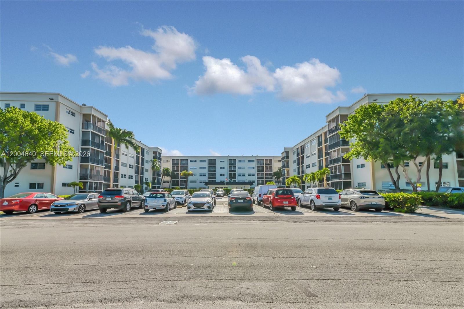 220 SW 9th Ave # 501, Hallandale Beach FL 33009