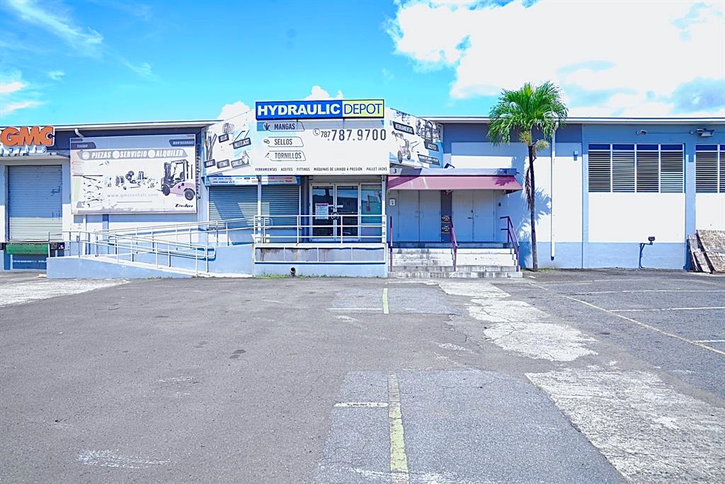 50125 MARGINAL COUNTRY CLUB BALDORIOTY PROFESIONAL CENTE