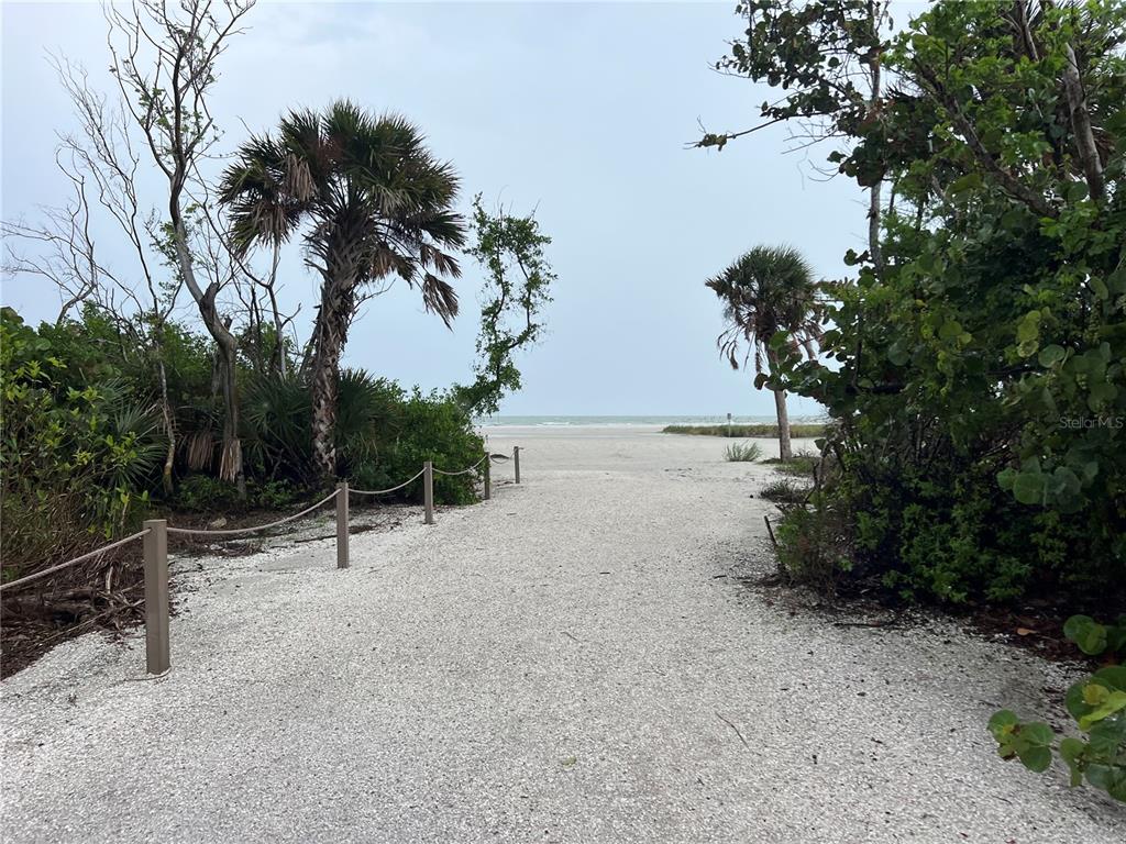 486 PONCE DE LEON ROAD, SANIBEL, FL — photo 4 of 28