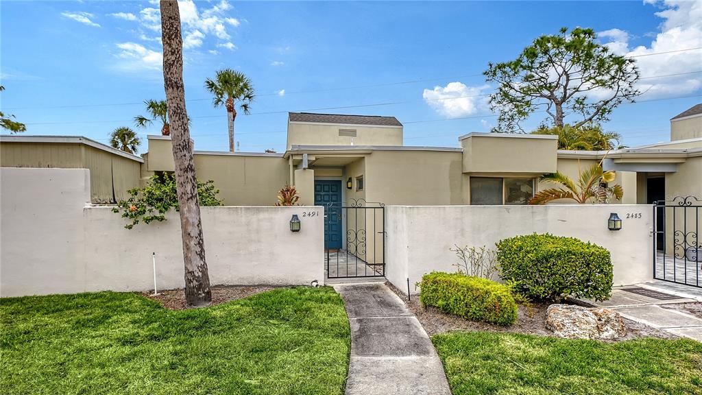 2491 CRISPIN COURT UNIT G3