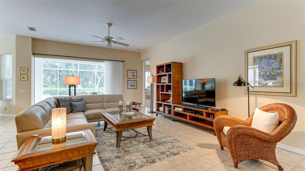 6920 LENNOX PLACE, UNIVERSITY PARK, FL — photo 5 of 30