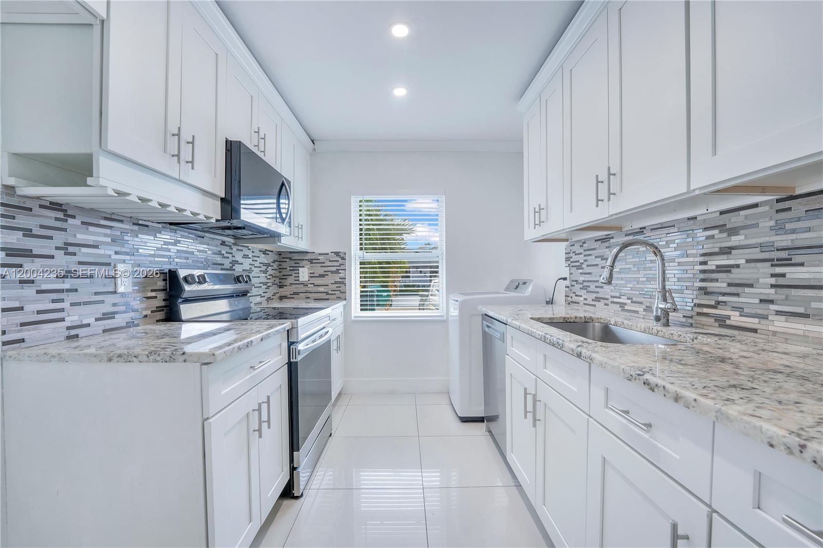 5222 SW 139th Pl, Miami FL 33175