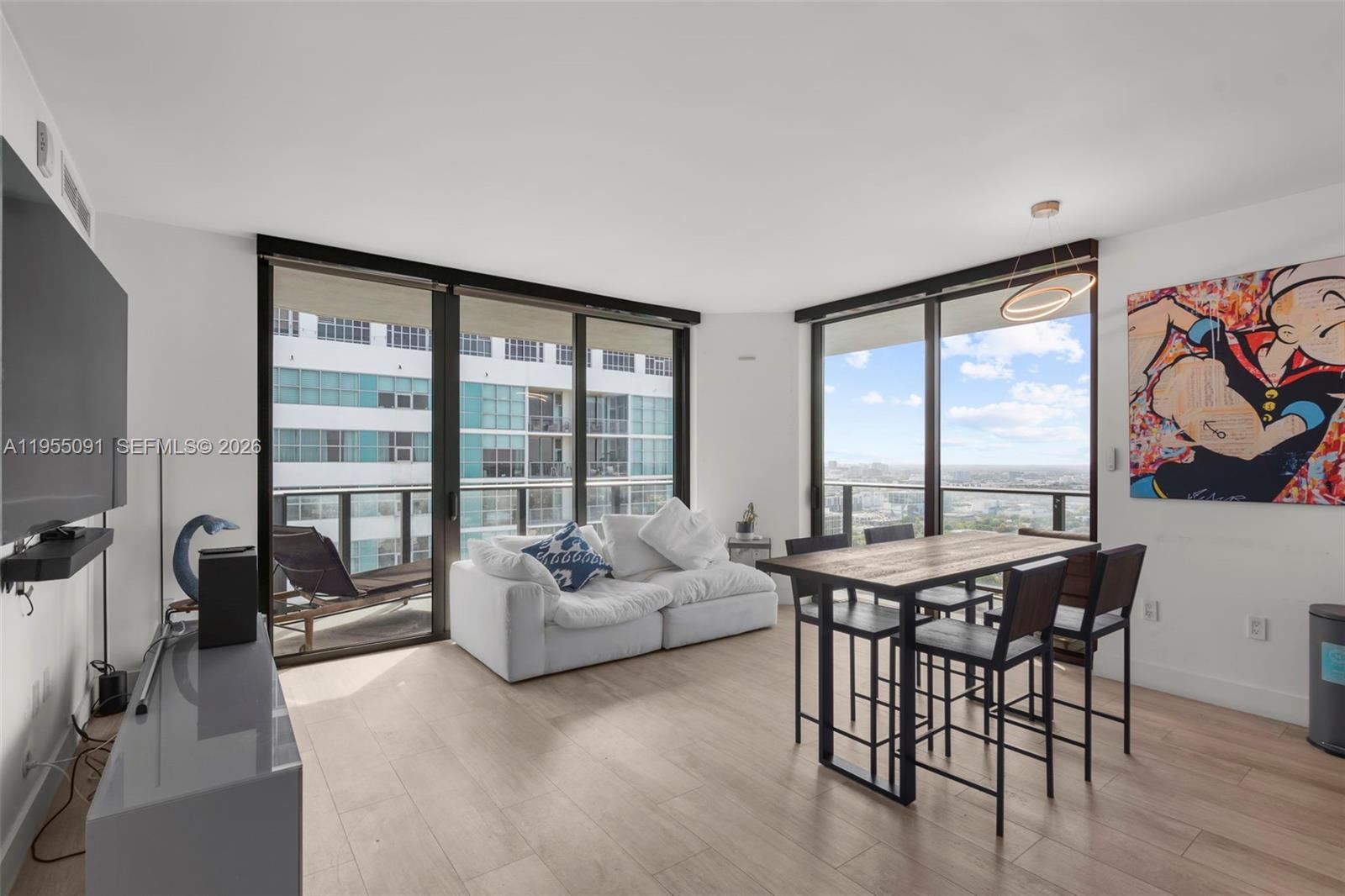 121 NE 34th St # 3001, Miami FL 33137
