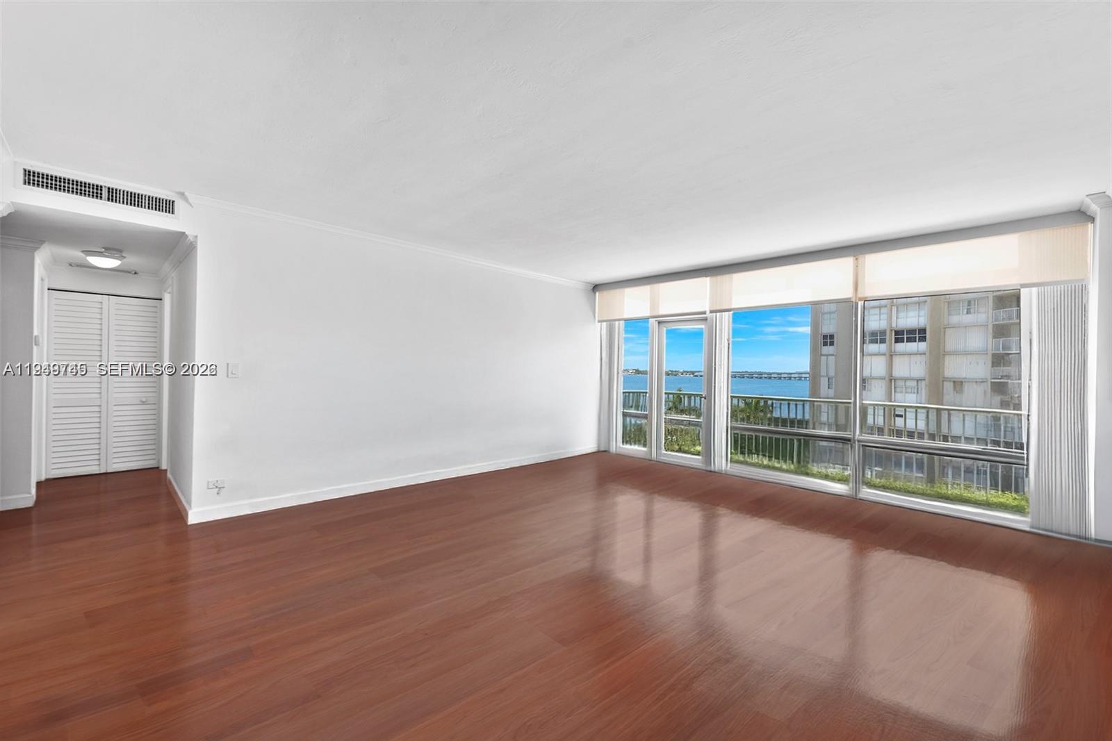 1408 Brickell Bay Dr # 807, Miami FL 33131