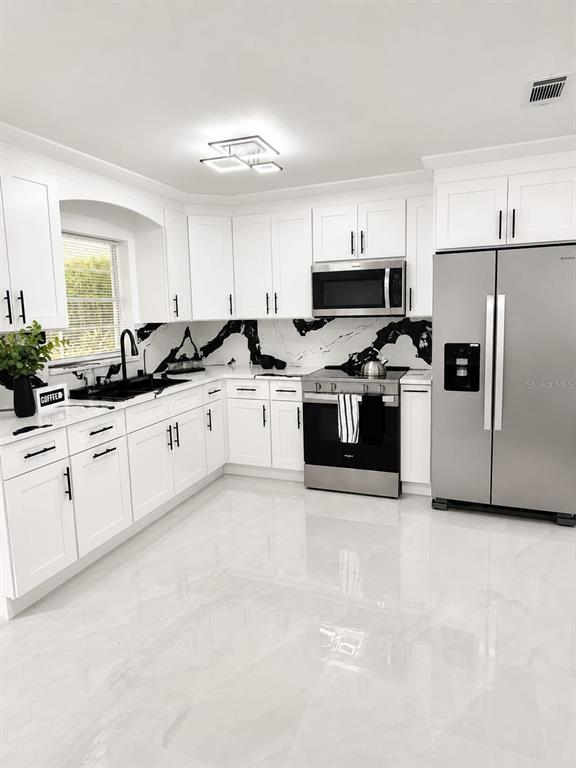7156 SPRING HILL DRIVE, SPRING HILL, FL — photo 3 of 4