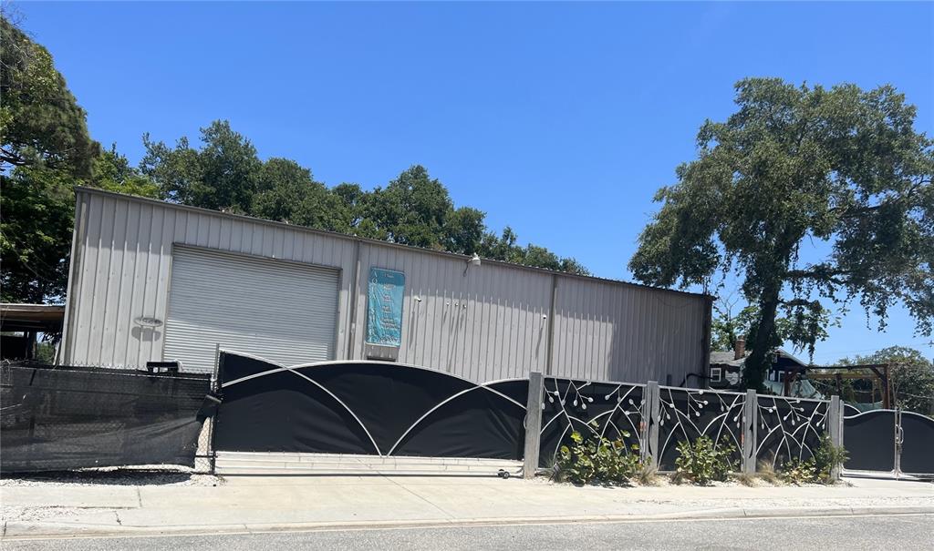 1848 GILLESPIE AVENUE