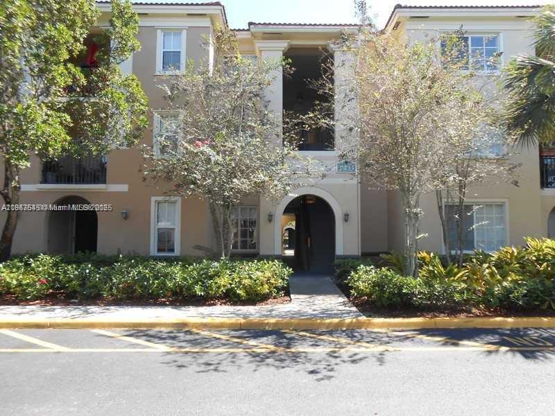2433 Centergate Dr # 204, Miramar FL 33025
