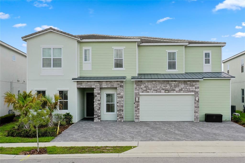 1743 OAK BLOSSOM DRIVE