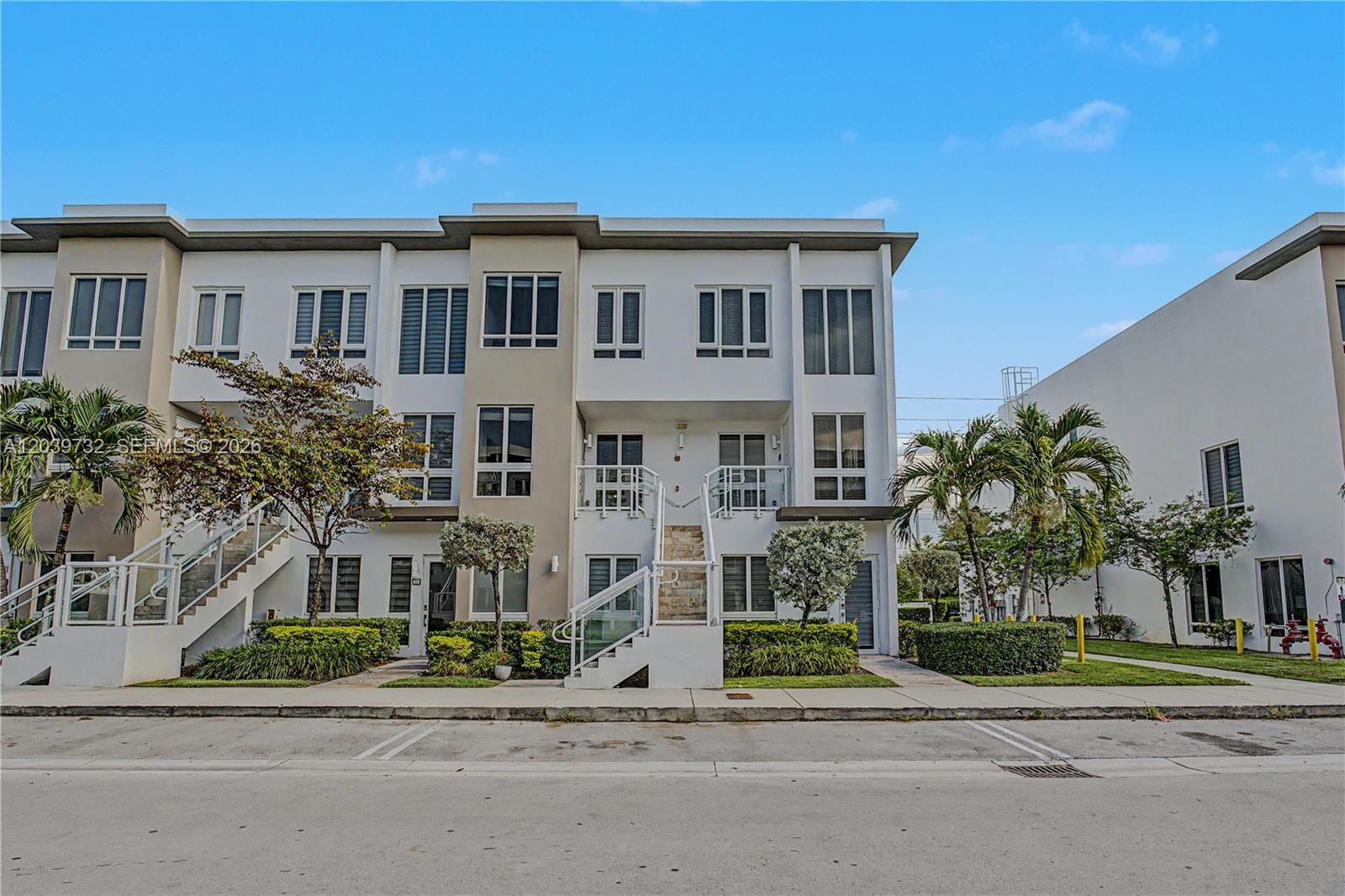 10260 NW 63 Terrace # 213, Miami FL 33178