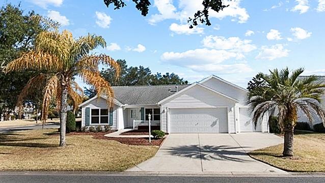 736 EVELYNTON LOOP
