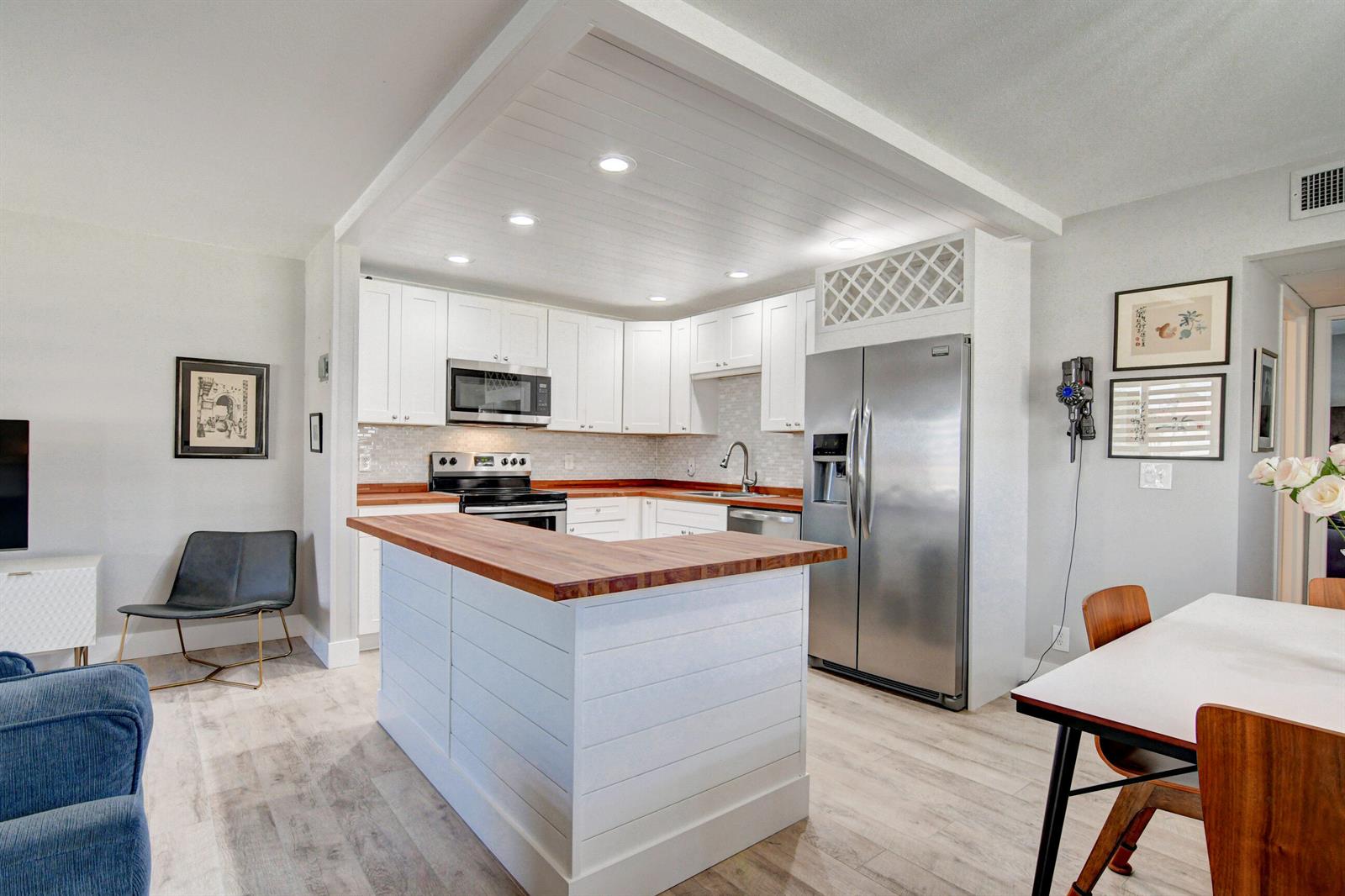 78 Saxony B, Delray Beach FL 33446